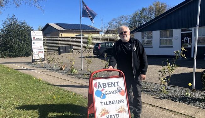 Ove Christensen er klar til endnu en spændende uge hos Holmberg Handel på Vandværksvej i Hjørring. 
Foto: Palle W. Nielsen
