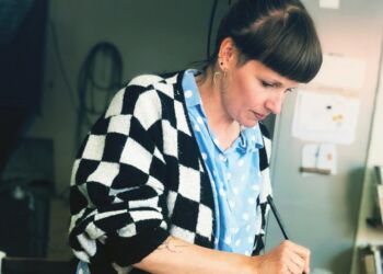 Anne Torpe under arbejdet i Hjørring.