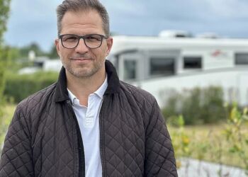 Kasper Wæhrens er uddannet brandmand og har prøvet at give hjertemassage før.
Foto: Annette Bjerregaard Andersen/TV2 Nord.