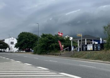 Sorte skyer syd for Tversted. Foto (arkiv): Palle W. Nielsen.