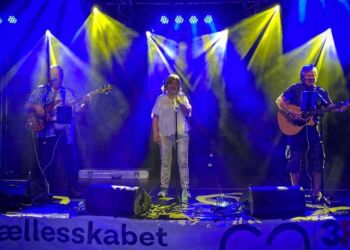 CW Band fik mandag varmet gæsterne godt og grundigt op til den irske aften ved Musik Under Trappen. Foto: MUT.