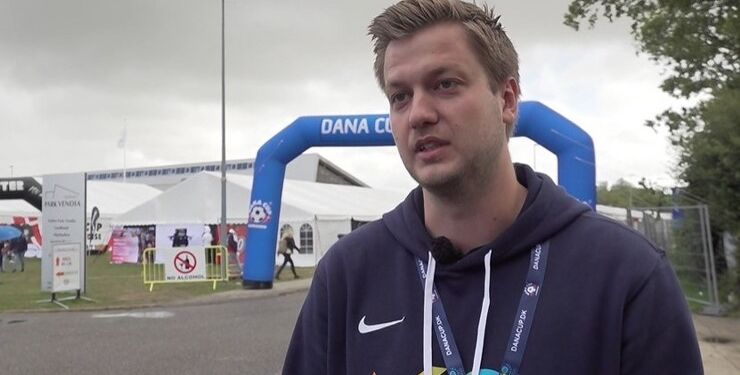 Frivilligkoordinator Kristoffer Jensen. Foto: TV2 Nord.