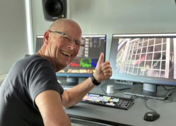Fotograf Ivan Hansen hos TV2 Nord foreviget af Robert Bedsted.