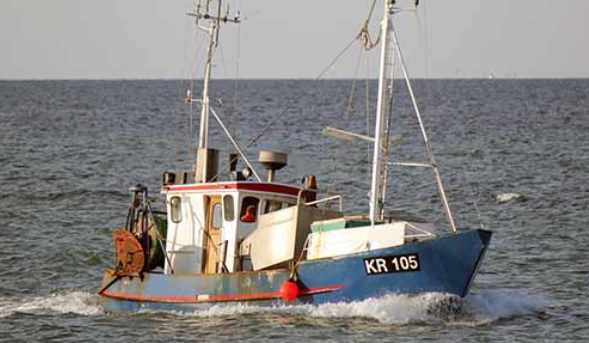 Palle Iversen fanger fladfisk med KR 105 Camilla II. Foto: Fiskeri Tidende.