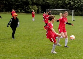 Fodboldskolen i Sindal afvikles i denne uge og slutter fredag med en overraskelse.