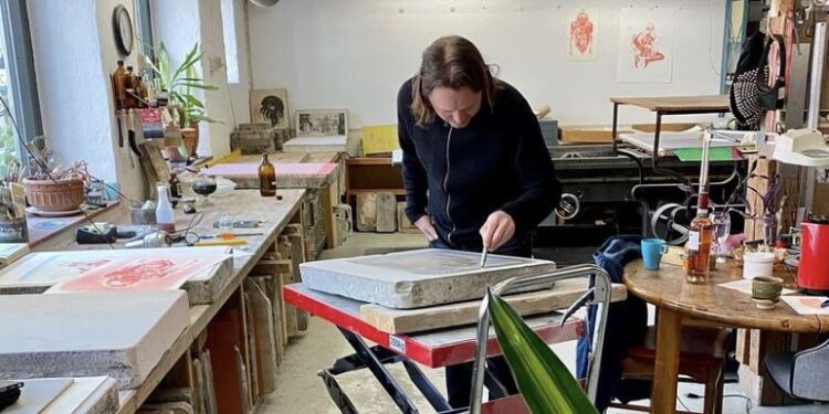 Peter Max-Jakobsen har jubilæumsudstilling på Hjørring Grafisk Værksted.