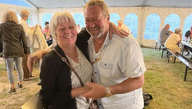 Lokale Mette og Jørgen på dansegulvet til Kristoffer Lundholm i 2023. Foto (arkiv): Niels Chr. Jakobsen.