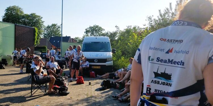 Team Hjørring tager en pause undervejs mod Bremen. Foto: Jesper Holmelund.