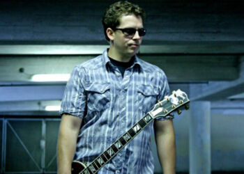 Jesper Flarup spiller onsdag på Admiralen i Hirtshals.