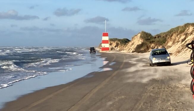 Havet giver og havet tager på stranden ved Tversted Foto: Palle W. Nielsen