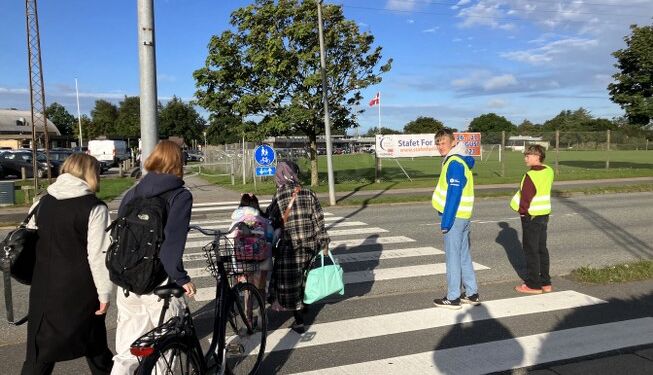 Skolepatrulje ved Lundergårdskolen. 
Foto (arkiv): Palle W. Nielsen