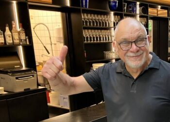 Uffe Nielsen søger medarbejdere til spisestedet på Vendsyssel Teater. Foto: Palle W. Nielsen