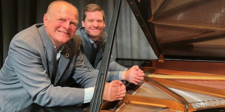 Jørgen Bing og Andreas Svaneborg. Foto: Vendsyssel Teater.