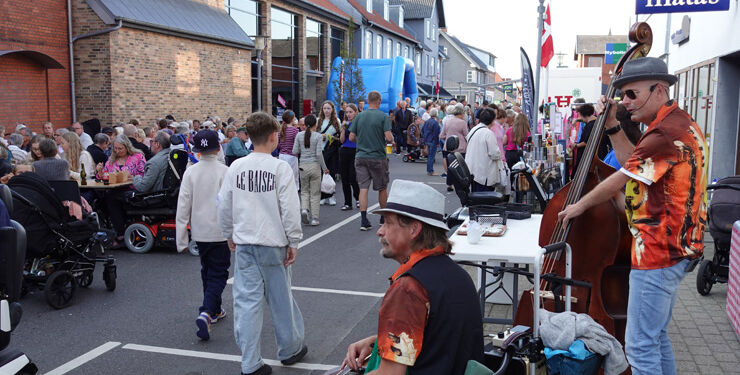 Den store Street Food Festival I Sindal var en kæmpe succes i skønt sensommervejr.