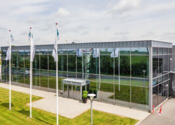 Glaseksperten i Hjørring. Foto: René Stoklund.