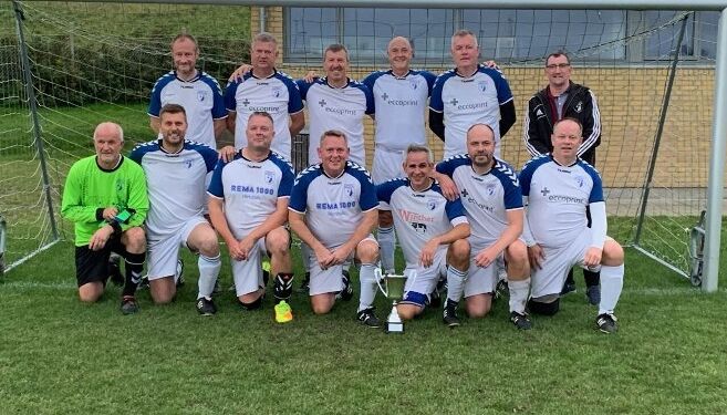 Bagerst fra venstre: Bo Nielsen, Michael Cold, Stephane Le Badezet, Claus Pedersen, Dan Andersen, Morten Berendt
Forrest fra venstre: Peter Jensen, Jan Elleriis, Michael Samuel, Jess Haugaard, Jesper Larsen, Bob Andersen, Flemming Münster.