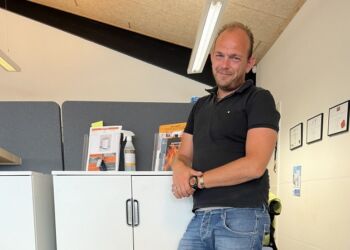 Nikolaj Andersen og SafeLife arbejder allerede med ventilations- og luftrensningsløsninger. Derfor var det naturligt at udvikle de eksisterende løsninger til asbest også. Foto: SafeLife.