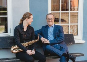 Saxofonist Pia Munch og organist Peter Schüsler giver koncert i Uggerby Kirke. Privatfoto