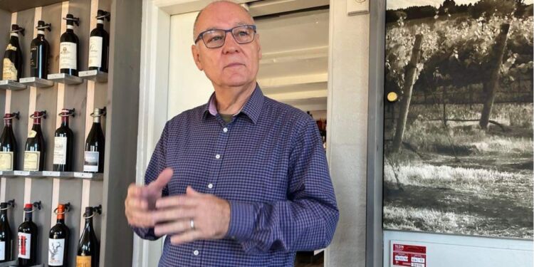 Bordtennisklubbens Grand Old Man Lars Rokkjær. Foto: Niels Chr. Jakobsen.