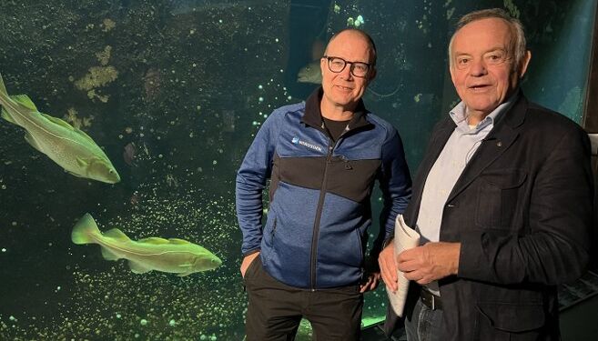 Akvariemester Martin Riis (tv) og Hasse Boe. Foto: Gistrup Film.