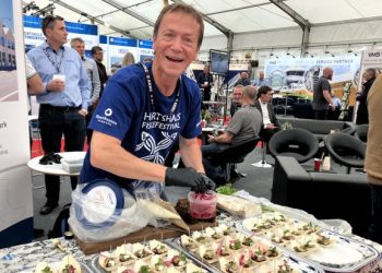 Her er det Ole Kjærsgaard Nielsen fra Nordsøen Oceanarium repræsenterede Hirtshals Fiskefestival på DanFish 2023. Foto (arkiv): Palle W. Nielsen.