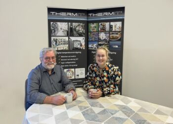 Sandra Ladefoged og Ivan Lindgren Hansen drøfter samarbejdet. Foto: Palle W. Nielsen