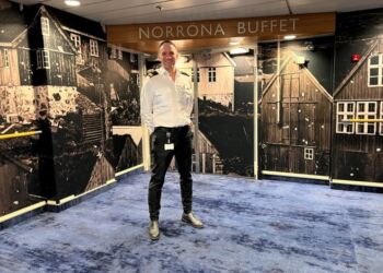 Lasse Kronborg Breckmann Nielsen om bord på Norröna. Foto: Niels Skipper.