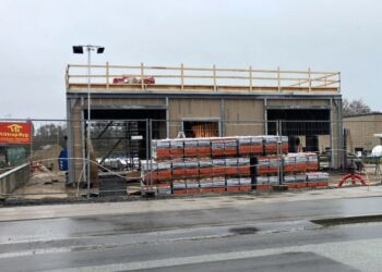 Den nye vaskehal - og lynladerne hos OK på Frederikshavnsvej i Hjørring - er klar til brug i februar. Foto: Palle W. Nielsen