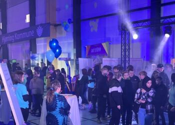 De unge fik en fornem og hjertelig modtagelse i Fiberhallen Park Vendia. Foto: Palle W. Nielsen