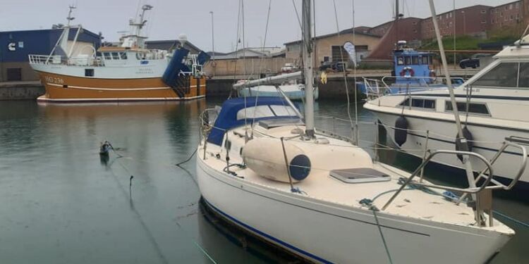 Lystbåde i Hirtshals Marina. I baggrunden ses HG 236 Milton. Foto: Allan Milton Woller.