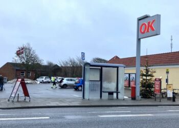 Dagli`Brugsen i Hundelev er klar til jul - og håndbold i fjernsynet. Foto: Palle W: Nielsen