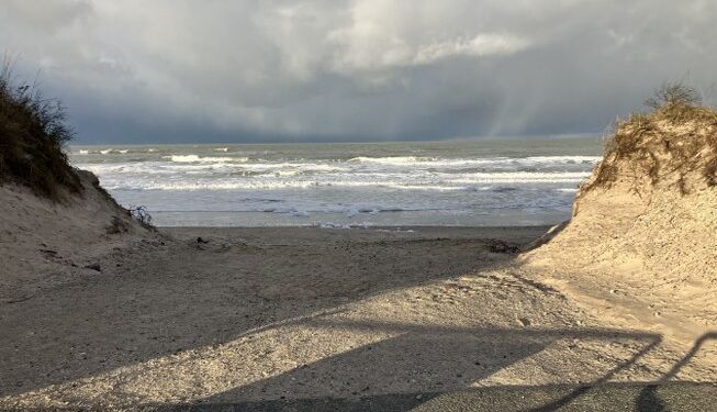 Vandet kommer tættere på Tversted. Foto: Palle W. Nielsen
