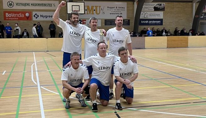 Sejrsglæden var ikke til at tage fejl af hos holdet fra Lerøy Seafood. Foto: HB.