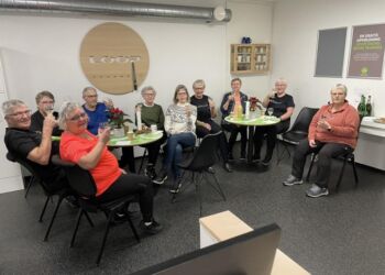 Hyggeligt samvær og fitness er ikke hinandens modsætning i LOOP, som det ses her ved nytår i Hirtshals. Foto: LOOP.