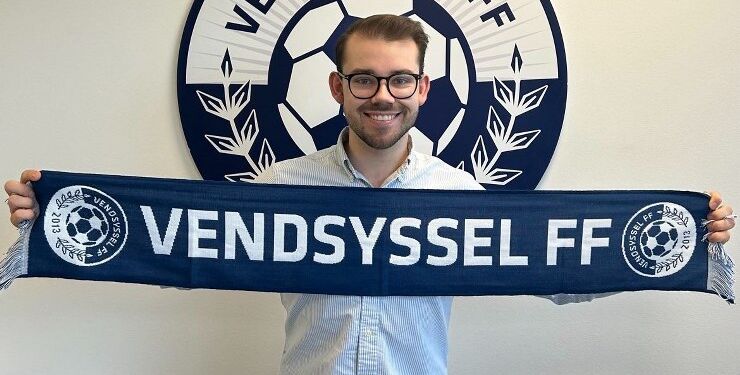 Mathias Holger Nielsen i praktik hos Vendsyssel FF. Foto: Privat.