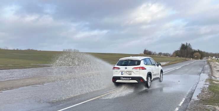Vand på vejen mellem Sindal og Lendum. Foto (arkiv): Palle W. Nielsen