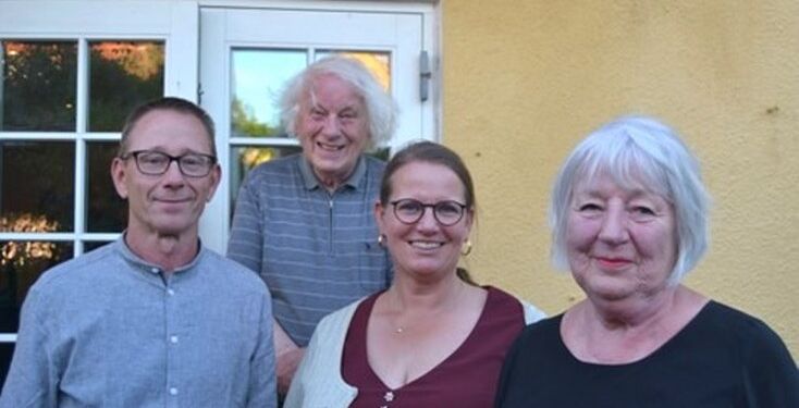 Birgit, til højre, og Poul Bernth udgør sammen med Ann-Marie Gabrielsson og Jesper Hegaard, til venstre, udgør Drachmann Kvartetten. Privatfoto