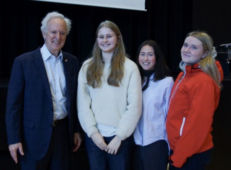 USA’s Ambassadør I Danmark Besøgte Hjørring Gymnasium - NordsøPosten.dk