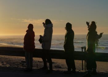 Solnedgang ved Husmoderstranden i Hirtshals. Foto: Arturs Pirazkov.