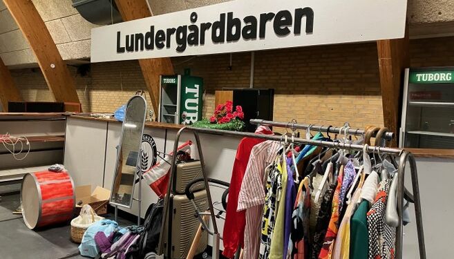 Så køres der klar til årets revy i Lundergårdhallen. Arkivfoto: Palle W. Nielsen