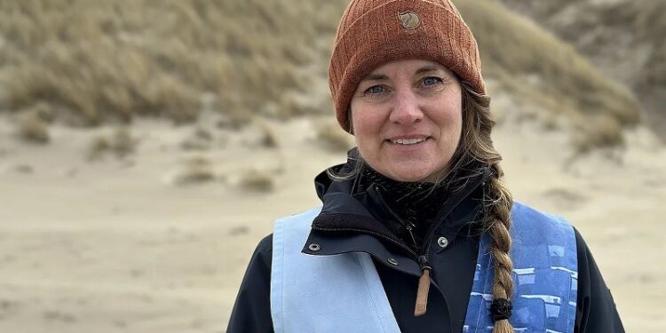 Signe Simonsen håber på, at det snart er slut med uldening af mikroplast i fremtiden. Foto (arkiv): TV2 Nord.