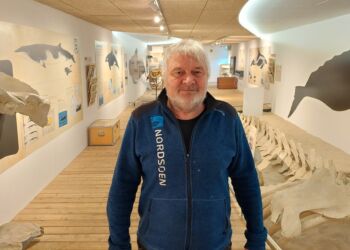 Underviser Anders Østerby fra Skoletjenesten. Foto: Nordsøen Oceanarium.