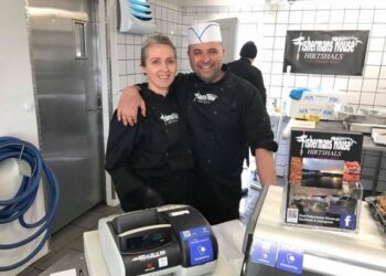 Laura og Kim Holger i Fishermans House. Foto: Arkiv.