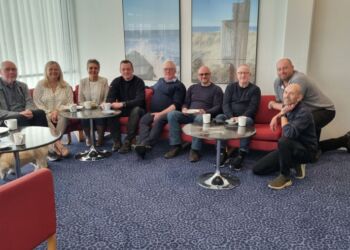 Bestyrelsen samlet til planlægning på Hotel Skaga. Fra venstre er det Tommy Høj,  Sarah Routledge, Lene Kruse Jensen, René Stoklund, Poul Niemann, David Jensen, Per Martensen, Martin Krüger og Anders Münster. Kim Bærentsen var fraværende da billedet blev taget. Foto: HHE.