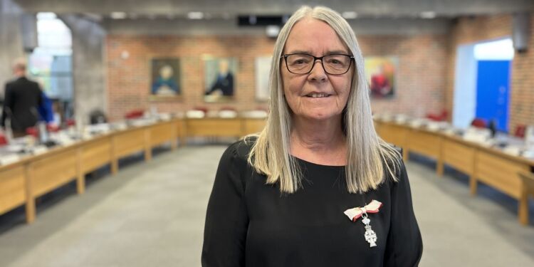 Pernille Buhelt i mødesalen i Regionsrådet. Foto: Arkiv.