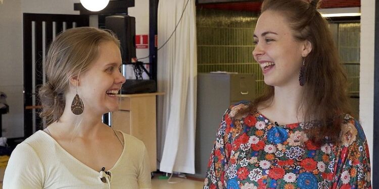 Lærke Bregnhøj og Sigrid Norheim. Foto: Signe Gru.