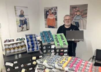 Ove Christensen får hele tiden nye varer i butikken på Vandværksvej. Foto: Palle W. Nielsen