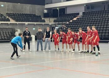 Glade og stolte drenge på U17 holdet fra BTI. Foto: BTI.