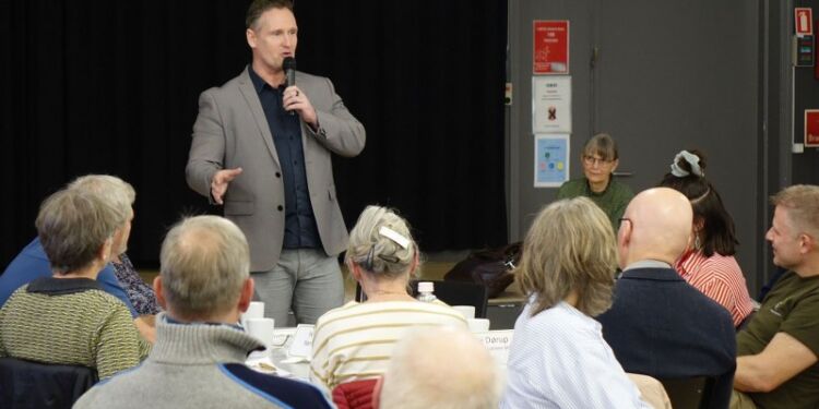 Claus Mørkbak Højrup ved gårsdagens møde i Frivilligcenter Hjørring. Foto: Privat.