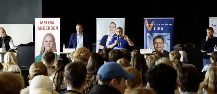 EU DEbat STX 1 800x325